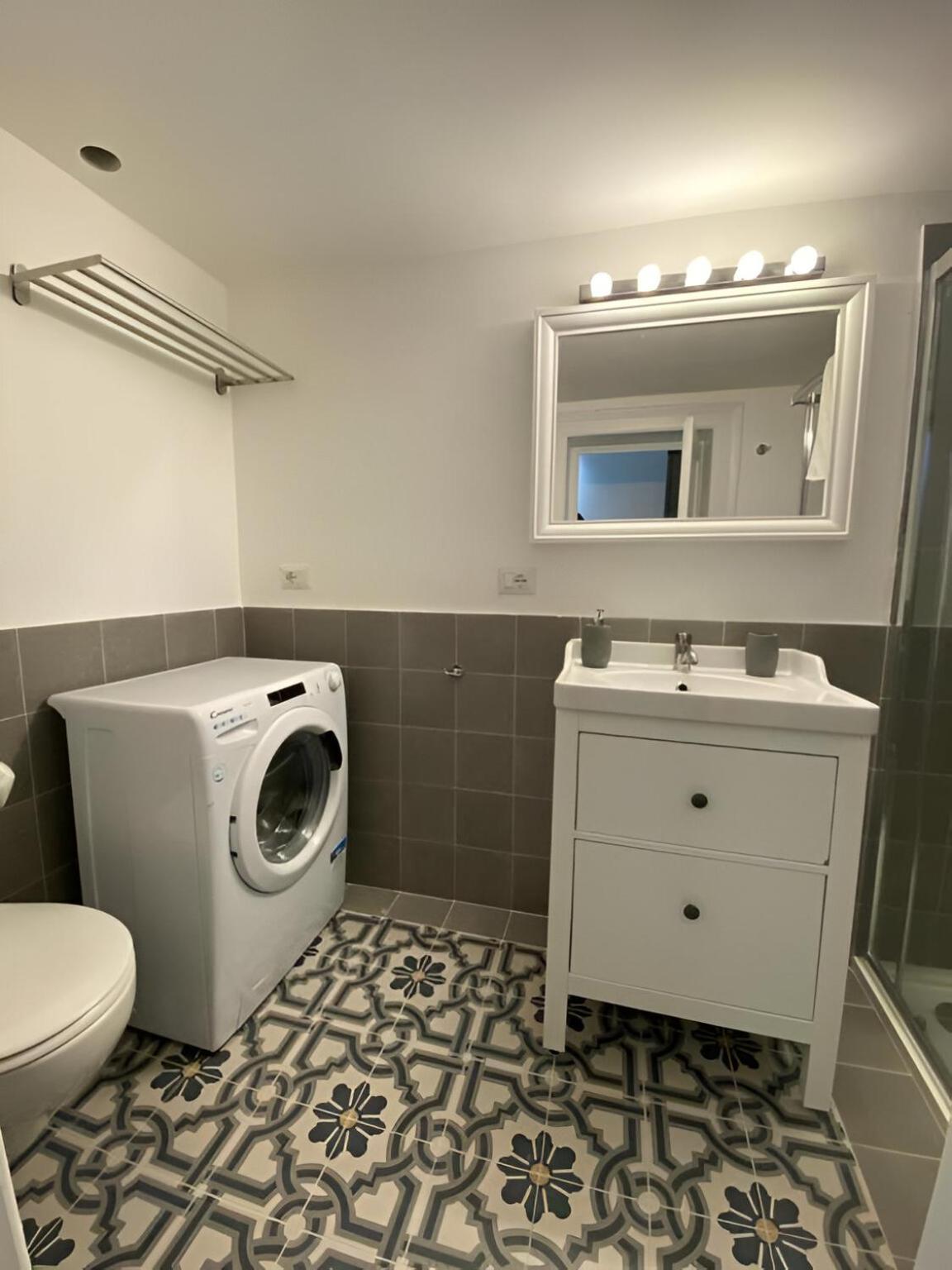 Bari Landlord 242 - Central Station Apartments Extérieur photo