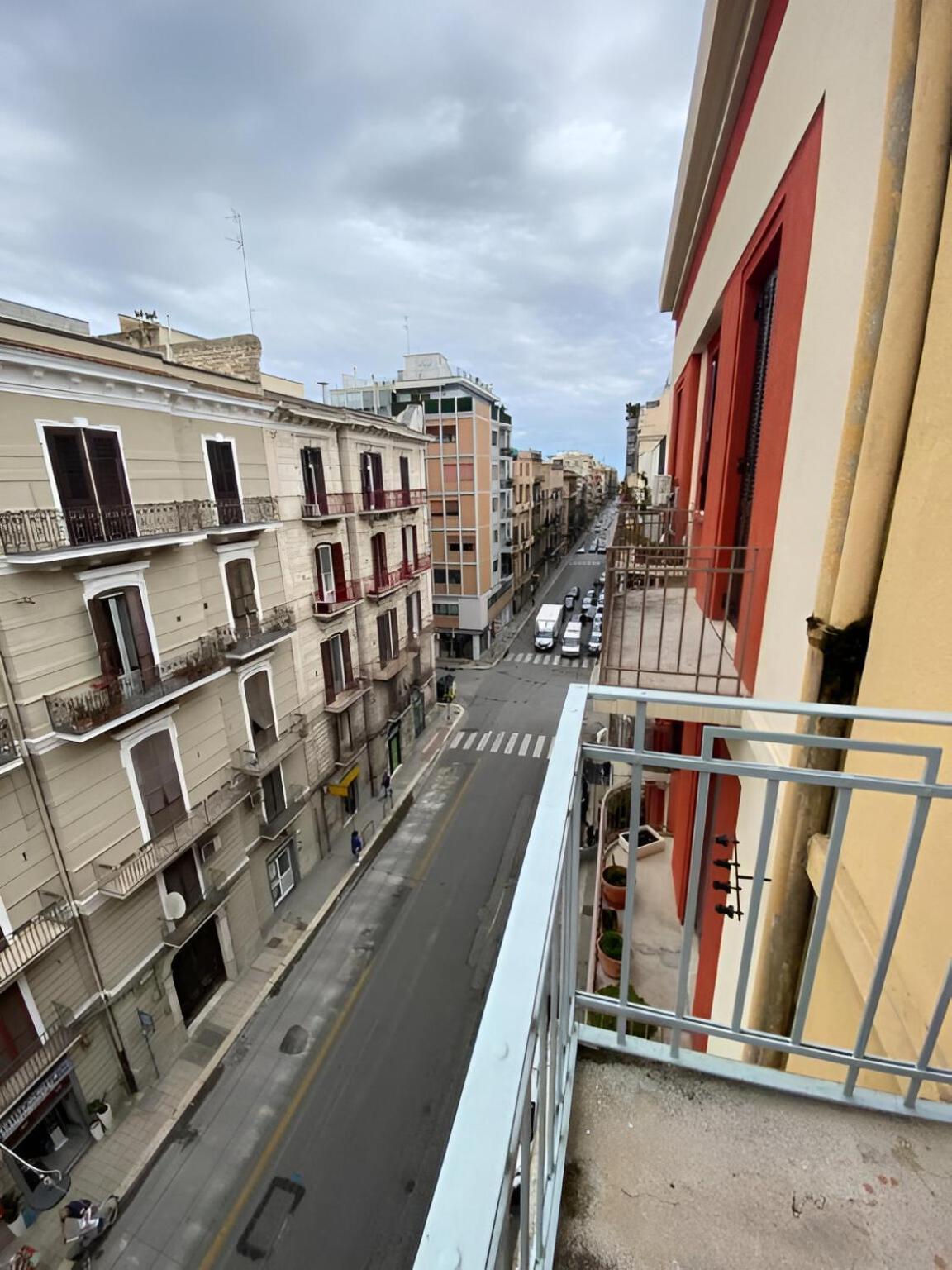 Bari Landlord 242 - Central Station Apartments Extérieur photo