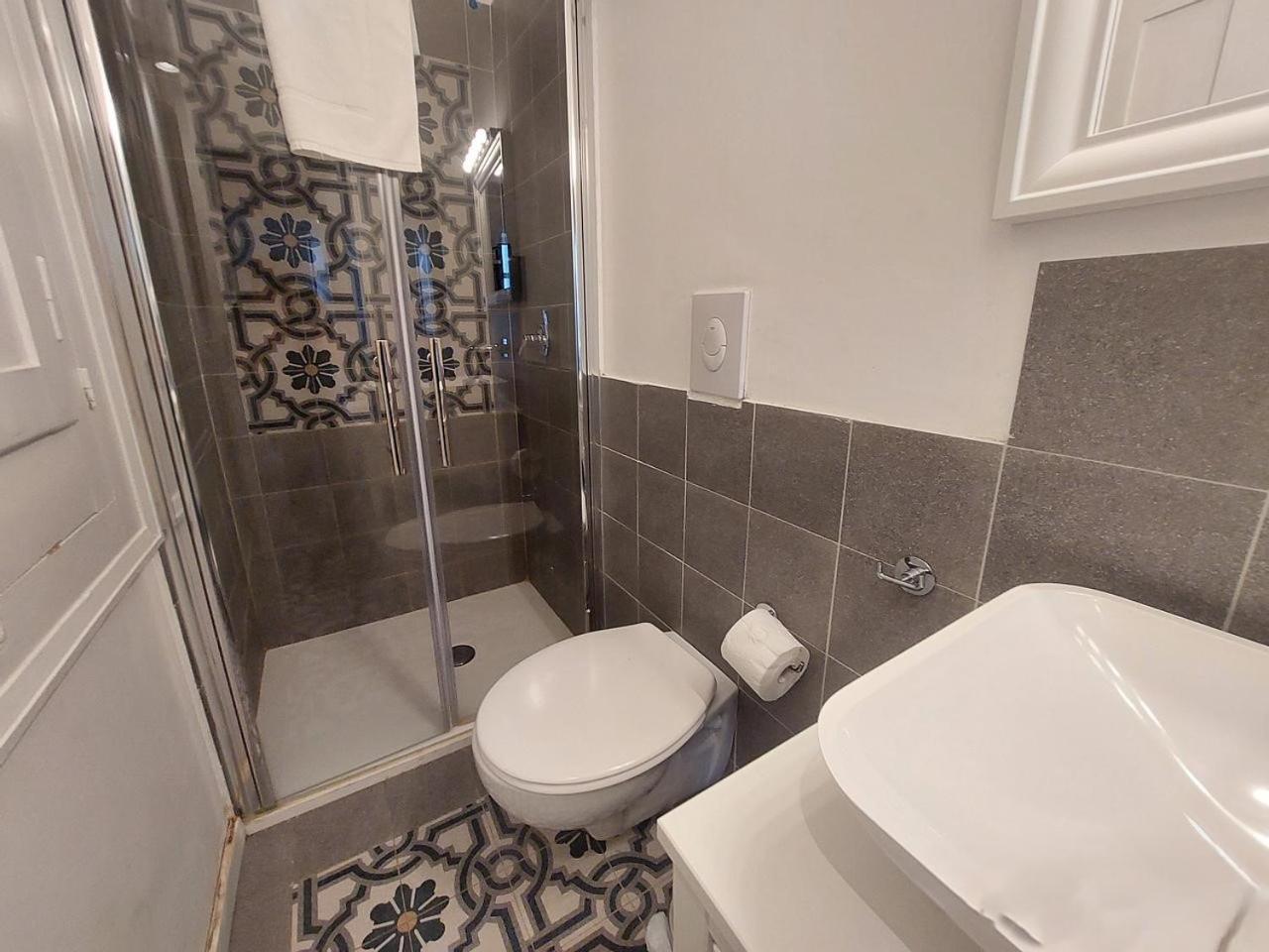 Bari Landlord 242 - Central Station Apartments Extérieur photo