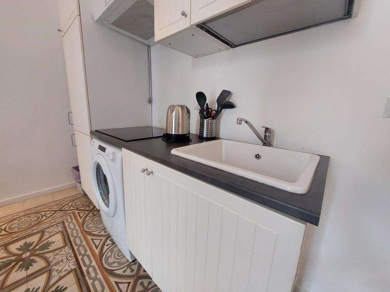 Bari Landlord 242 - Central Station Apartments Extérieur photo