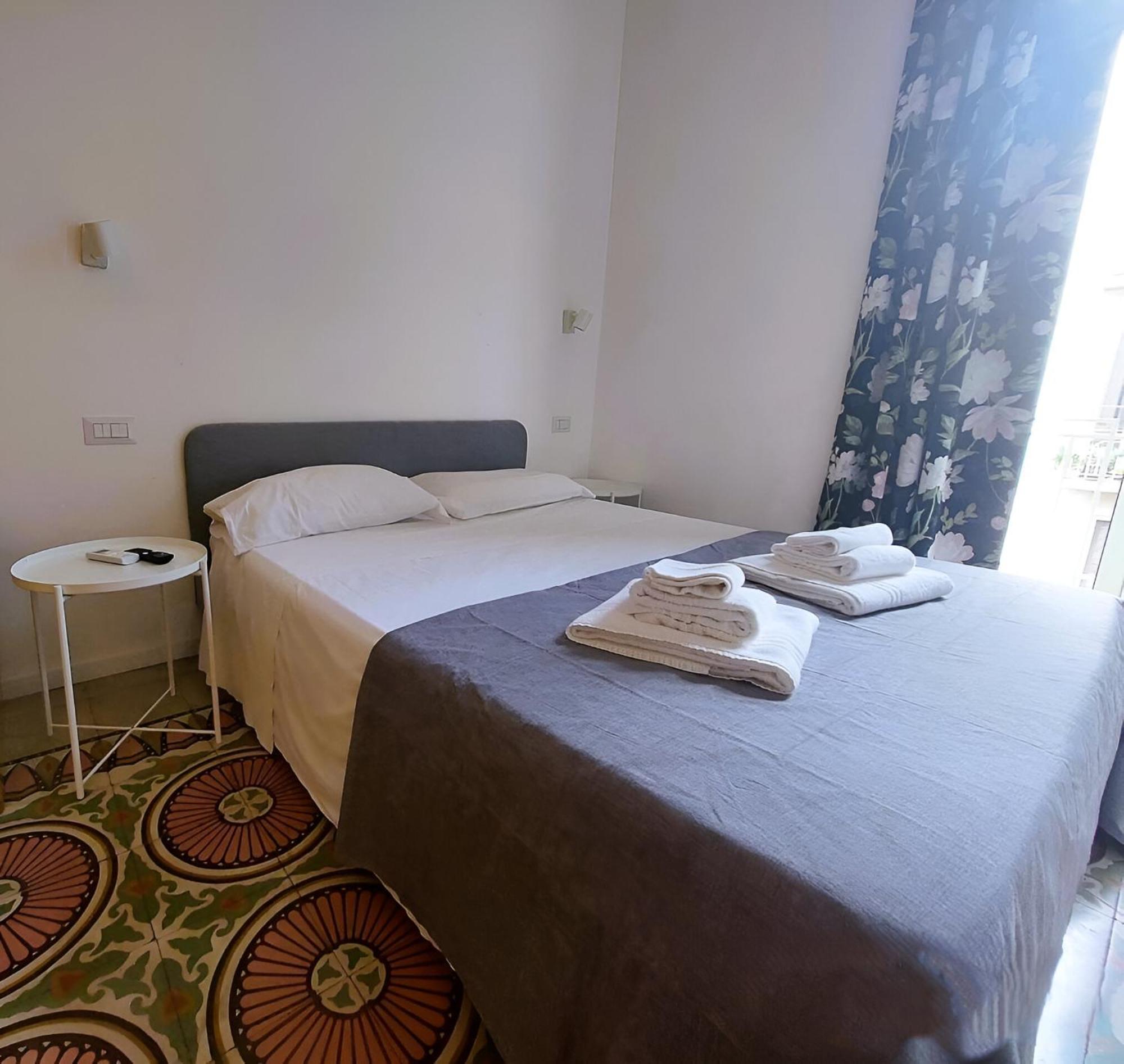 Bari Landlord 242 - Central Station Apartments Extérieur photo